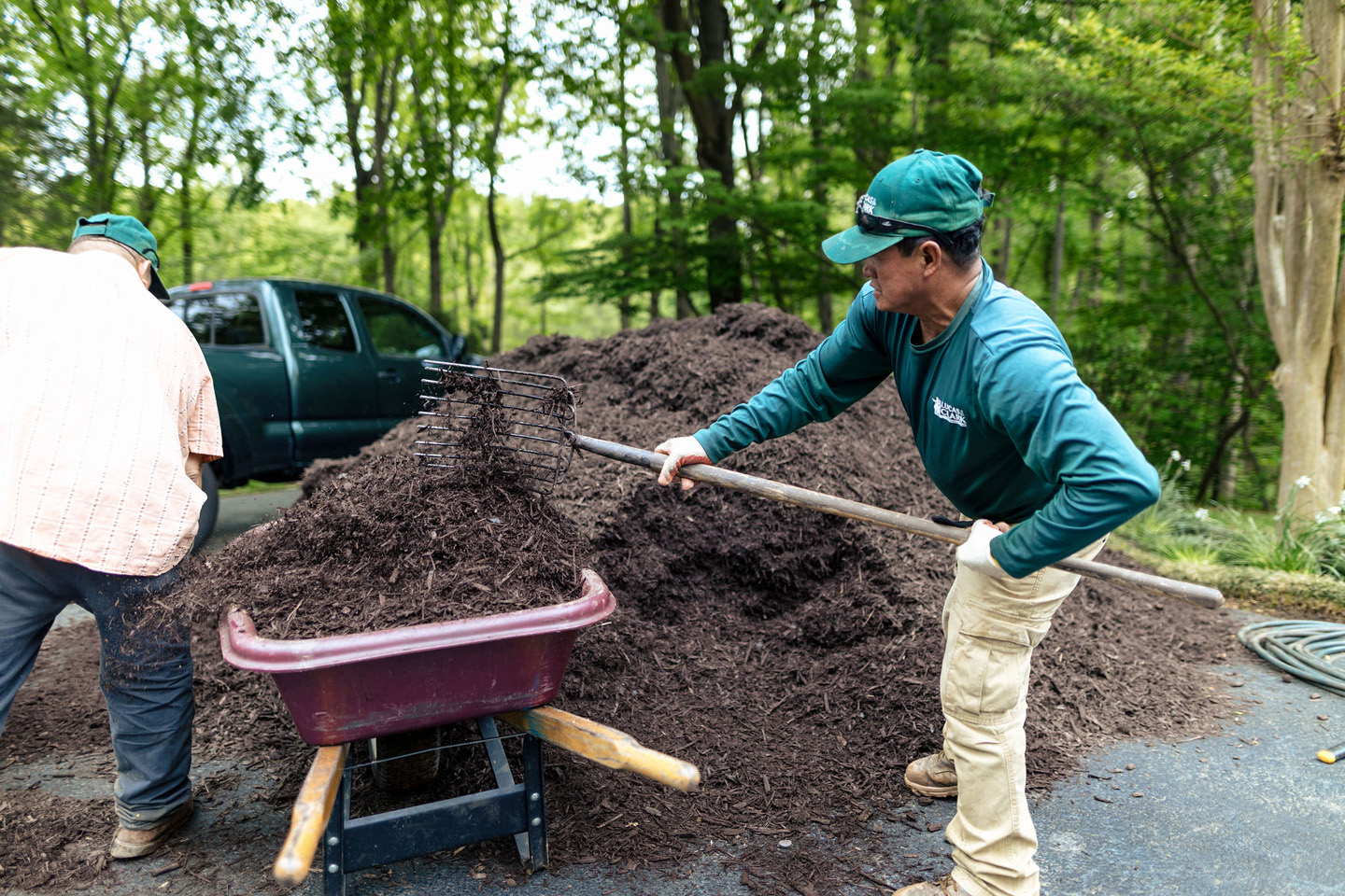 L&C Grounds mulching commercial property 